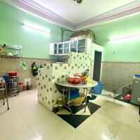 Bán nhà Lạc Long Quân Q.Tân Bình ( 4,2m x 11m ) giá 4,7 tỉ