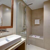 Chủ cần bán gấp căn hộ À La Carte Hotel Apartment 2PN view biển Sơn Trà Đà Nẵng, sổ sẵn lâu dài
