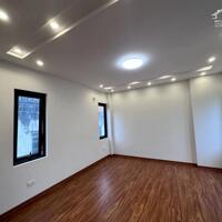 Bán nhà Âu Cơ hướng ĐB - 70m2 x 5T Thang máy - Ngõ thông thoáng - Vừa ở vừa kinh doanh