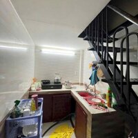 Nhà rộng ở liền, chỗ đậu ô tô, Khu Chợ Vải Phú Thọ Hòa, 3.7 tỷ