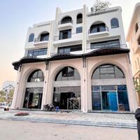 BÁN LÔ SHOPHOUSE CÓ HẦM SIÊU ĐẸP DỰ ÁN VAQUARIUS VĂN GIANG