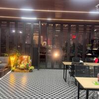 Cho thuê lô góc mặt phố Nguyễn Hoàng 7 tầng thang máy 110m2 đoạn kinh doanh sầm uất nhất