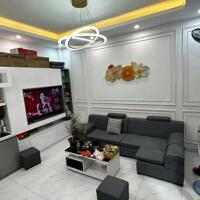 Chính chủ gửi em bán căn nhà dân xây 3.5 tầng, 4 phòng ngủ, full nội thất tại Kim Hoàng