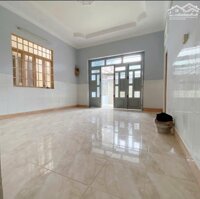 Nhà cấp 4 hẻm xe hơi đường Làng Tăng Phú, P. Tăng Nhơn Phú A, DT 135m²/6 tỷ.