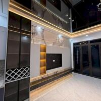 Bán nhà trong ngõ Thịnh Quang, 37m2, 4 tầng