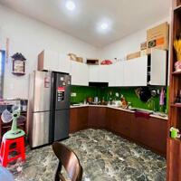 Nhà phố hiện đại, 56m², ngang rộng 5,3m, 1 trệt 2 lầu, Lê Văn Việt, gần Ngã tư Thủ Đức, giá 6,3 tỷ