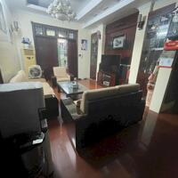 Bán Nhà Mặt Phố Giáp Bát Hoàng Mai 135m4T MT8m Vỉa Hè 27,7 Tỷ Giáp Bát.