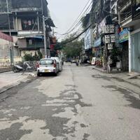 Bán Nhà Mặt Phố Giáp Bát Hoàng Mai 135m4T MT8m Vỉa Hè 27,7 Tỷ Giáp Bát.