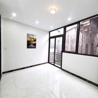 BÁN NHÀ LÒ ĐÚC – LEXUS ĐỖ SÁT CỬA – 4 TẦNG LUNG LINH – CHỈ NHỈNH 6 TỶ!