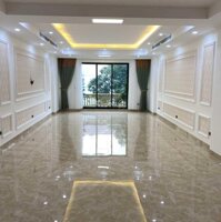 Chính Chủ Cần Bán Gấp Căn Nhà vị trí đẹp khu phân lô 72ha Vĩnh Phúc Ba Đình Diện Tích 55 m2 Nhà xây mới 7 tầng thang máy vị trí đẹp full nội thất giá 22,9 tỷ