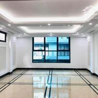 Chính Chủ Cần Bán Gấp Căn Nhà vị trí đẹp khu phân lô 72ha Vĩnh Phúc Ba Đình Diện Tích 55 m2 Nhà xây mới 7 tầng thang máy vị trí đẹp full nội thất giá 22,9 tỷ