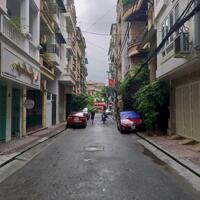 Chính Chủ Cần Bán Gấp Căn Nhà vị trí đẹp khu phân lô 72ha Vĩnh Phúc Ba Đình Diện Tích 55 m2 Nhà xây mới 7 tầng thang máy vị trí đẹp full nội thất giá 22,9 tỷ