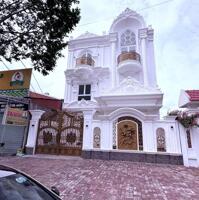 CHO THUÊ BIỆT THỰ MẶT TIỀN NGUYỄN VĂN LƯU (1B) KDC NAM LONG