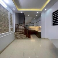 Bán nhà phố Pháo Đài Láng - Nhà mới 5 tầng x 3PN ở ngay - Lô góc 2 thoáng sổ đỏ đẹp