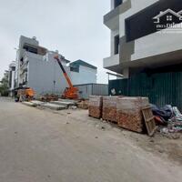 Bán nhà khu TĐC Ngọc Thuỵ 47m sử dụng 5m 7T MT4m giá 20.5 tỷ ô tô đỗ cửa