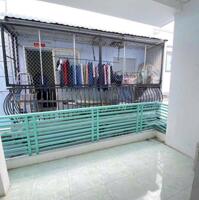 Nhà đẹp cạnh bến Ninh Kiều