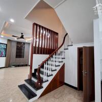 Bán nhà Bồ Đề,Long Biên 4 tầng,90m,mt10m oto đua nhỉnh 17 tỷ