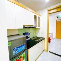 Cần bán gấp nhà dòng tiền doanh thu cao phố Dương Quảng Hàm, 66m2, 8T, 13P khép kín, ô tô