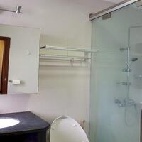 Cho thuê căn hộ 2PN view hồ, rộng 75m2 tại Quảng Khánh, Tây Hồ, đủ đồ