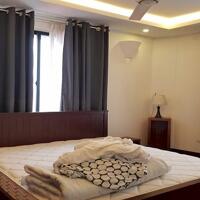 Cho thuê căn hộ 2PN view hồ, rộng 75m2 tại Quảng Khánh, Tây Hồ, đủ đồ