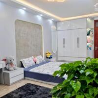 Bán nhà mới phố Đào Tấn, Ba Đình, full nội thất, 50m ra phố, sổ đỏ 36m2x5 tầng 7.5 tỷ