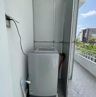 Căn hộ Studio cửa sổ lớn Full nội thất nhà mặt tiền gần sân bay Tân Sơn Nhất