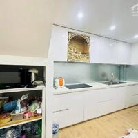 bán căn nhà DT 40m2/ 2ty 7, Lê Văn Qưới, Bình Tân , 1 lầu , 3pn, 2wc , SHR, chính chủ con bớt thêm
