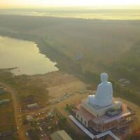 Bán lô gốc MT (1.600m2) full SHR, giá 450 triệu sát KCN, trường chợ, trung tâm sầm uất nhất thị xã