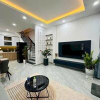Bán Nhà Phố Quan Nhân, Thanh Xuân 50m2, Ngõ Ba Gác, Tiện Ích Đầy Đủ.
