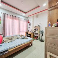 Hai mặt hẻm 10M - Kinh doanh - 5 Tầng - 4M x 19M - Gara ô tô - Ngay chợ Căn Cứ
