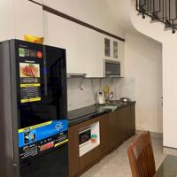 Cho thuê nhà riêng 5 tầng 3 phòng ngủ 35m full nội thất tại Ngọc Thụy, Long Biên. LH 0946204597