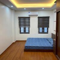 Nhà mới đẹp gần phố - ngõ nông rộng nội thất đẹp - đầy đủ công năng dân trí cao an sinh đình Vĩnh Hưng 5 tầng 35 mét vuông mặt tiền 3,5 m