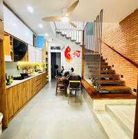 CHO THUÊ NHÀ TRỆT LẦU ĐẸP KDC 586 GẦN BV HOÀN MỸ CẦN THƠ