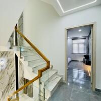SIÊU PHẨM TÂN THỚI HIỆP QUẬN 12- NHÀ MỚI 61M2, 5 TẦNG HẺM NHỰA 6M CHỈ 6 TỶ 600