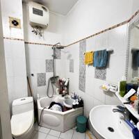 BÁN NHÀ GẦN HỒ HOÀNG CẦU – ĐỐNG ĐA, PHÂN LÔ ĐƯỜNG Ô TÔ THÔNG RẤT RỘNG, KINH DOANH.