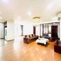 Bán gấp căn góc 3PN 128m2 view hồ Chung cư Time Tower tầng đẹp, nội thất xịn, ở + cho thuê tốt