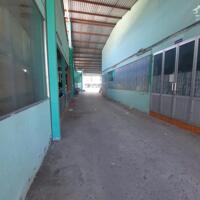 Thuê Mặt Tiền Kinh Doanh + Kho xưởng QL1A, Có bãi đậu xe rộng