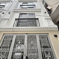 CĂN HỘ DỊCH VỤ - 5 TẦNG THANG MÁY - 9 PHÒNG - DT: 4,2 X 20M - SÁT SÂN BAY - P3 - GÒ VẤP