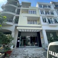 Bán nhà phố Hưng Gia 2 đường số 2 kế bên khu Sky Garden sầm uất, giá tốt nhất