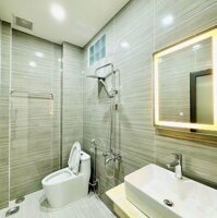 Đường 8m _ Bán nhà đẹp 4 Tầng hẻm 373 Lý Thường Kiệt, P9. DT: 4.5x17m [vuông vức]. Giá 12 tỷ
