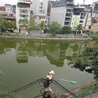 Cho thuê căn hộ dịch vụ tại Yên Phụ, Tây Hồ, 160m2, 2PN, ban công, view hồ, đầy đủ nội thất đẹp hiện đại