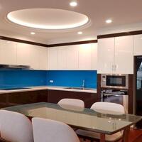 Cho thuê căn hộ dịch vụ tại Yên Phụ, Tây Hồ, 160m2, 2PN, ban công, view hồ, đầy đủ nội thất đẹp hiện đại