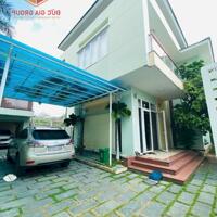 Nhà bán khu dân cư Tân Phong, 1 trệt 1 lầu sổ hồng 400m2 thổ cư ngang 20m siêu hiếm giá 22 tỷ