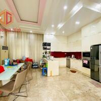 Nhà bán khu dân cư Tân Phong, 1 trệt 1 lầu sổ hồng 400m2 thổ cư ngang 20m siêu hiếm giá 22 tỷ