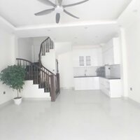 Bán nhà phân lô Yên Hòa, Cầu Giấy. Diện tích 35m² x 5 t mới tinh vào ở luôn giá 7,3 tỷ