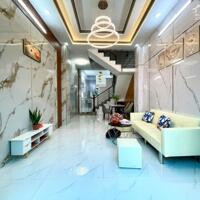 BÁN GẤP NHÀ ĐẸP 4 TẦNG - 57M2 - NGAY CÔNG VIÊN LÀNG HOA - HƠN 5 TỶ