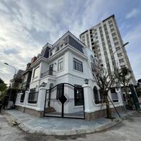 (LÔ GÓC) Bán biệt thự MP Sa Đôi 206mx4T mặt phố kinh doanh đỉnh cao hiếm có MT 13m thang máy 60 tỷ Nam Từ Liêm