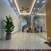 Nhà Phố 8/3 - 1 Nhà Ra Phố - Ô Tô Vào Nhà - Kinh Doanh - Khu Vực Sầm Uất Đông Cư Dân