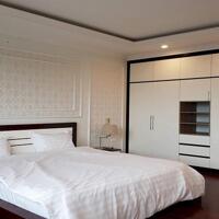 Cho thuê căn hộ dịch vụ tại Yên Phụ, Tây Hồ, 160m2, 2PN, ban công, view hồ, đầy đủ nội thất đẹp hiện đại