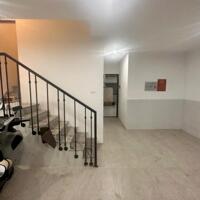 BÁN NHÀ -CCMN-PHỐ PHẠM NGỌC THẠCH-6 TẦNG -10 PHÒNG- THÁNG MÁY – GẦN PHỐ